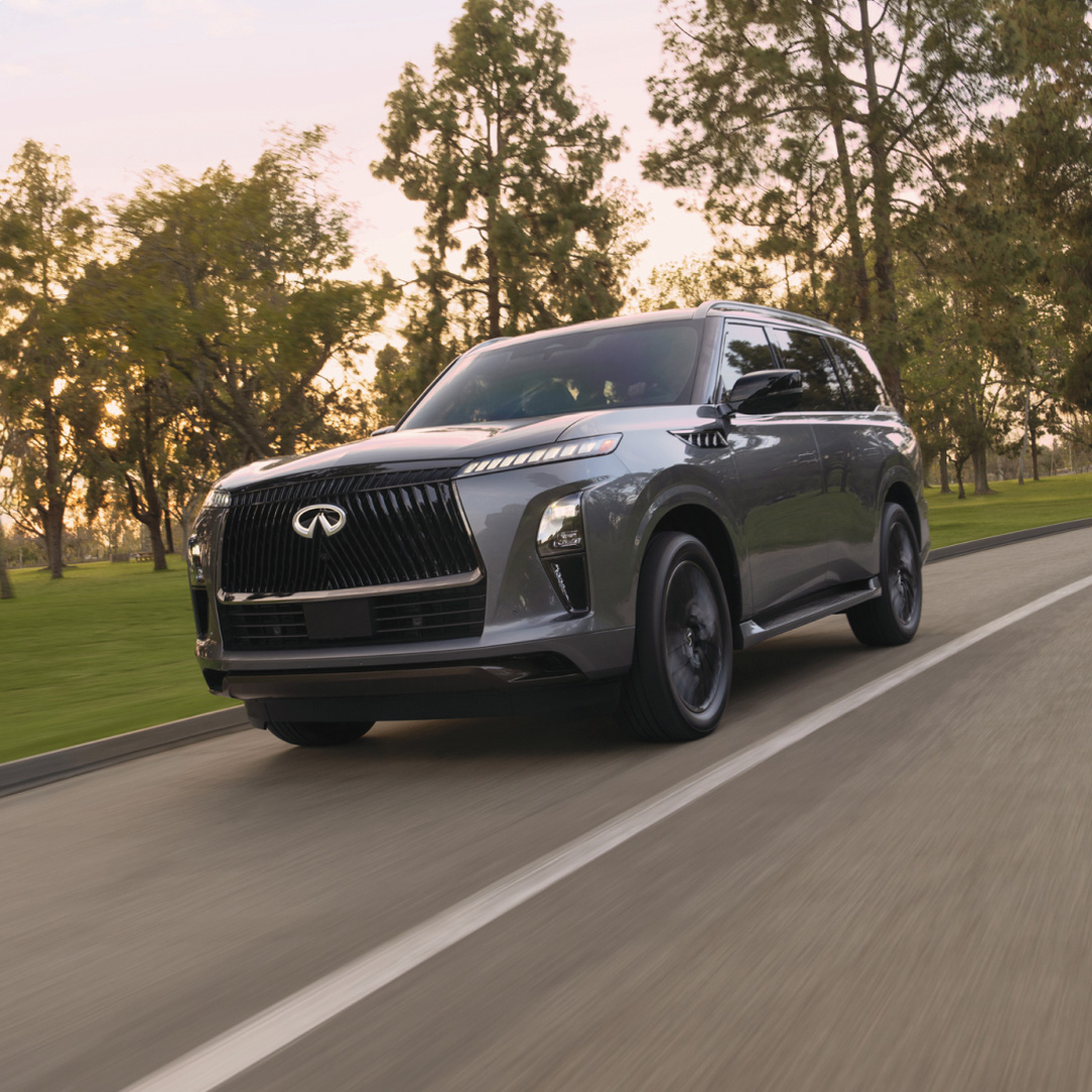 2026-infiniti-qx80-all-mode-4wd-driving-exterior